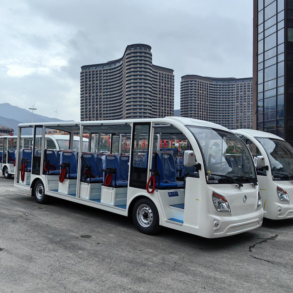 23 Seats Electric Passenger Car 17 23 Seats Electric Passenger Car - Image 4