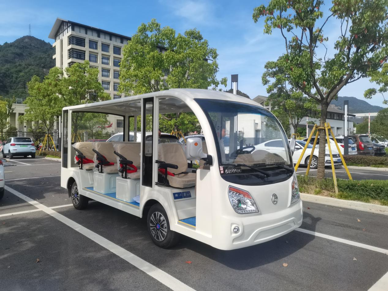 Chassis technology of sightseeing cars 35 大眼睛11座